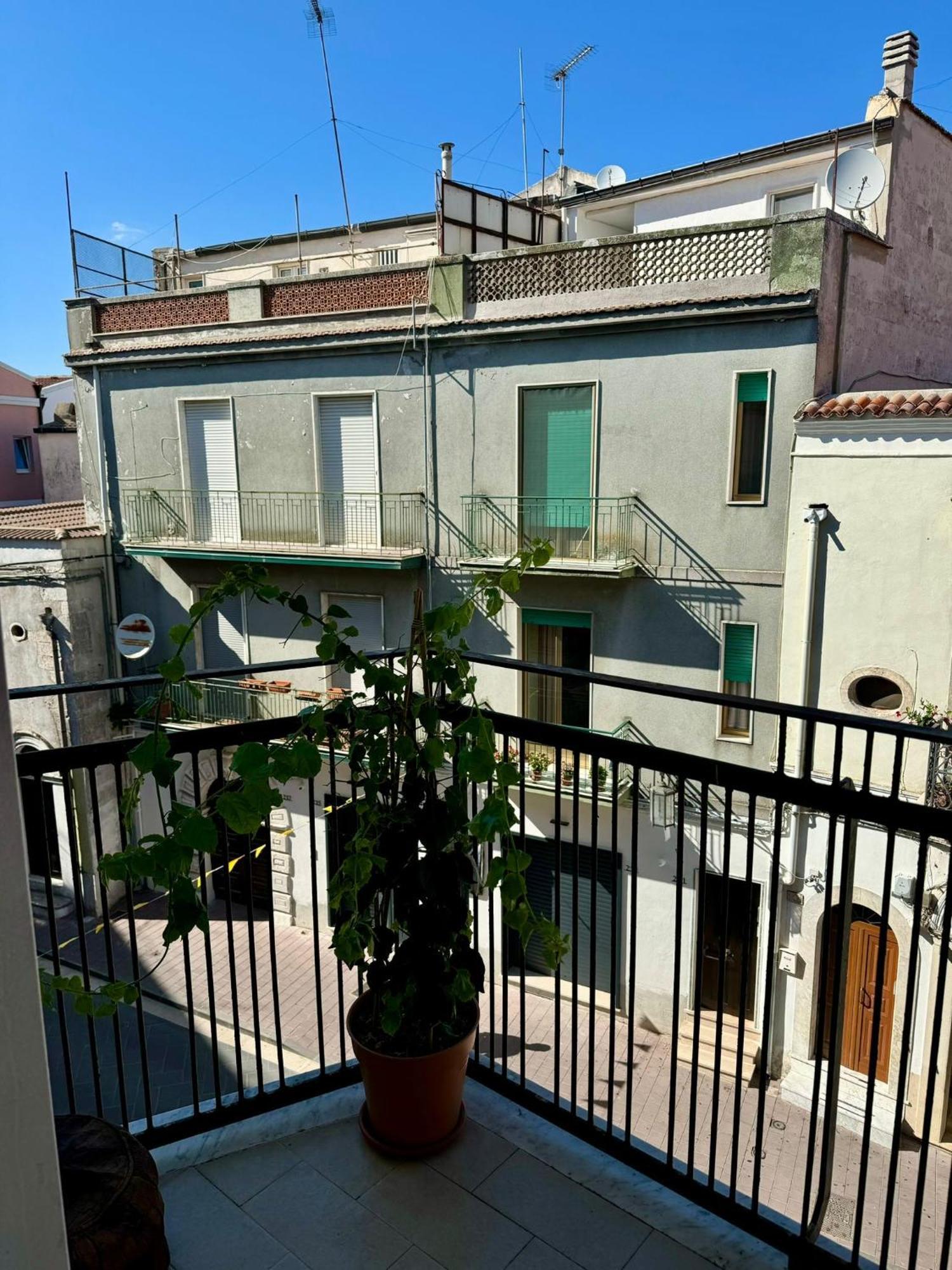 Ely House Apartment Monte Sant'Angelo Ngoại thất bức ảnh