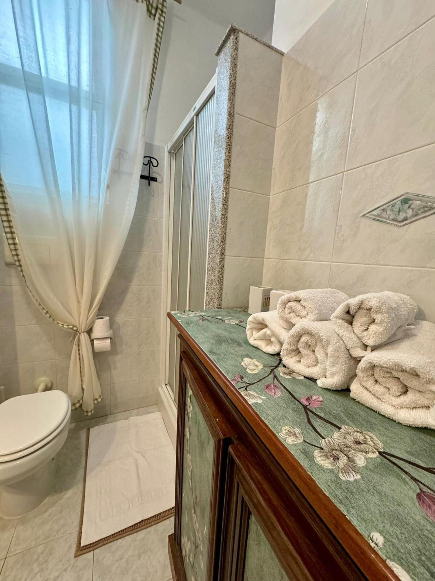 Ely House Apartment Monte Sant'Angelo Ngoại thất bức ảnh
