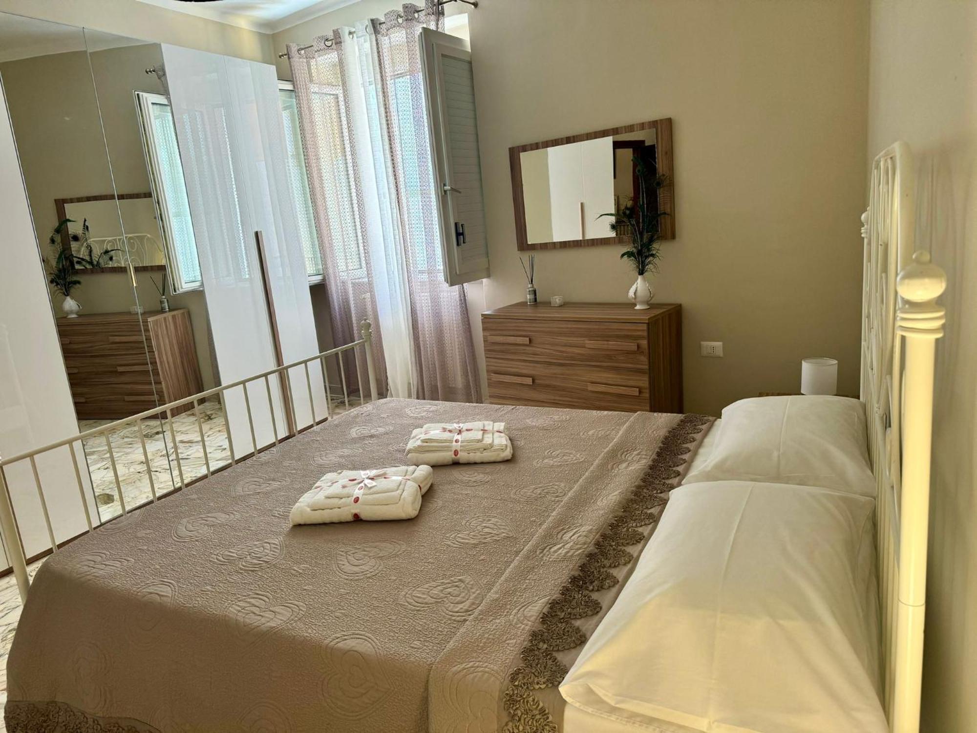 Ely House Apartment Monte Sant'Angelo Ngoại thất bức ảnh